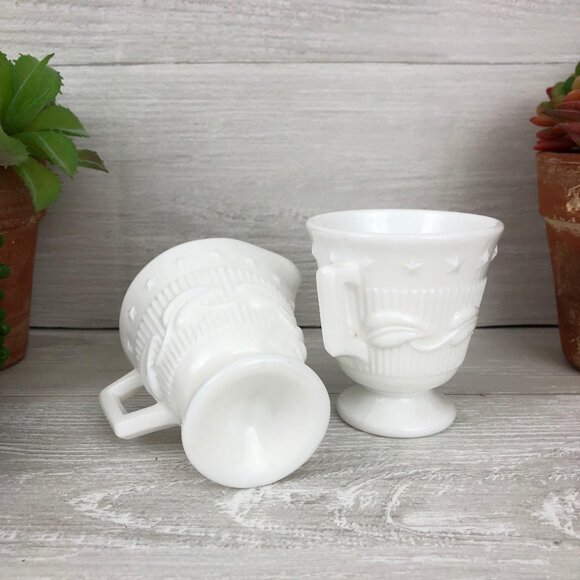 Milk Glass Sugar & Creamer Set by Fostoria - Picture 10 of 13